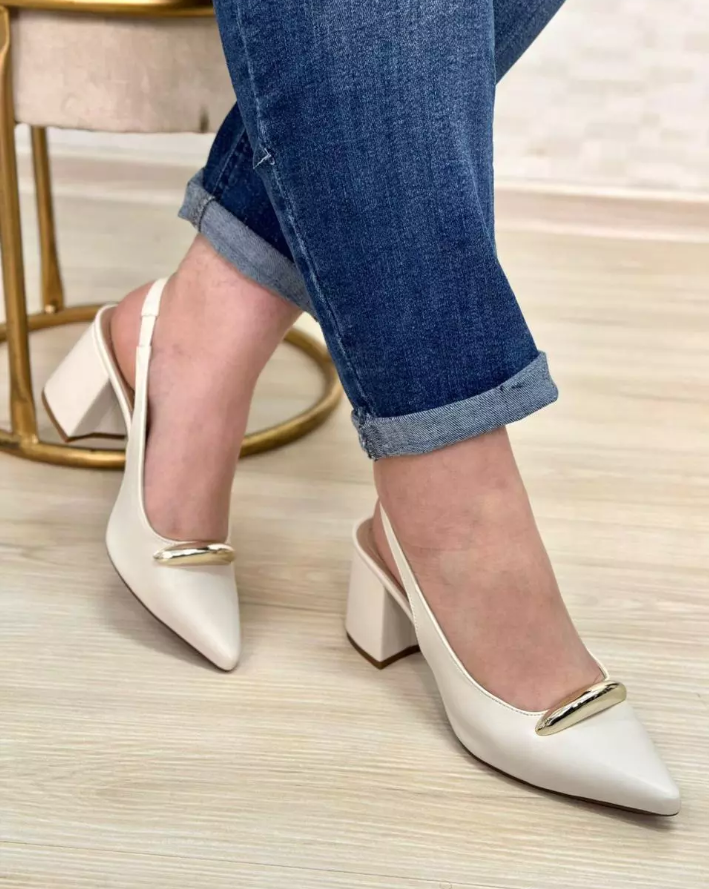 Sapato Chanel