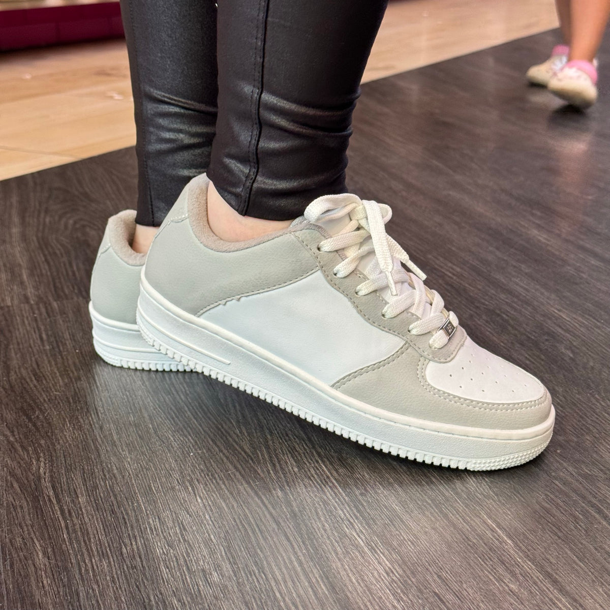 Tênis Force Branco/Cinza