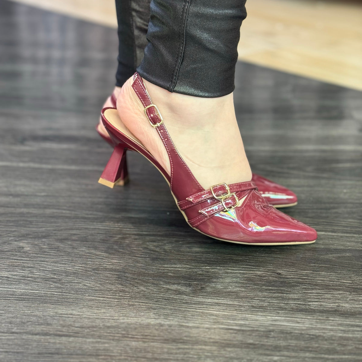 Scarpin Slingback fivela