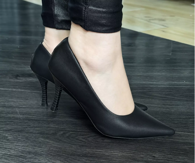 Scarpin Salto Fino 8 cm
